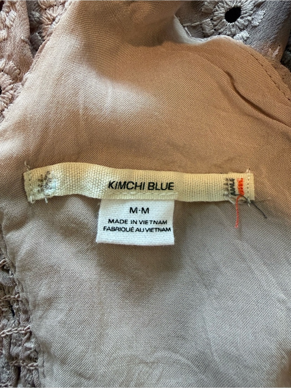 Kimchi Blue Mauve Floral Eyelet Puff-Sleeve Mini Dress - Picture 2 of 7